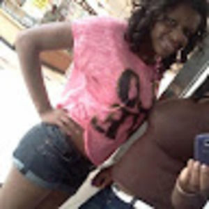 Meet your Posher, Talia